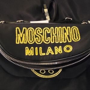 Moschino Belt Bag, Fanny Pack. BUM BAG- BRAND NEW